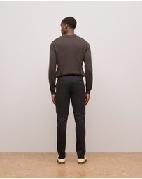 Trenery - Slim Fit Chino in Black