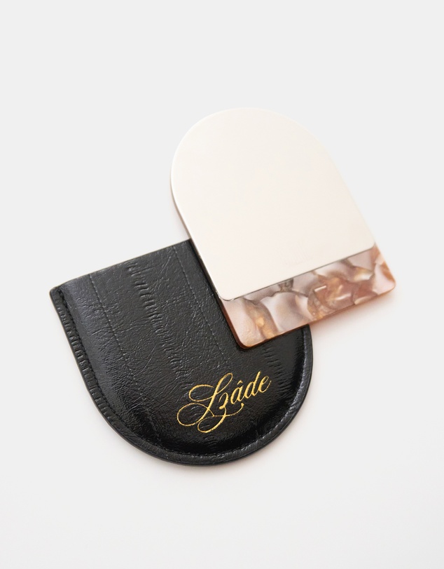 SZADE - The Compact