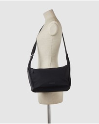 Nere - Bondi Nylon Crossbody Bag