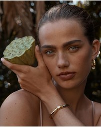 Amber Sceats - Wisteria Bracelet