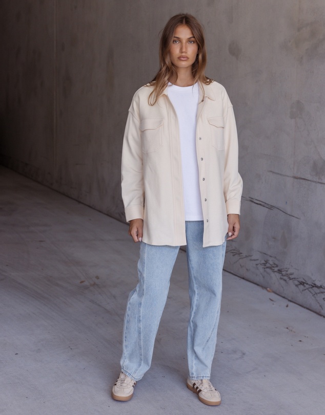 ALEXANDRA - Nelsie Shacket Butter