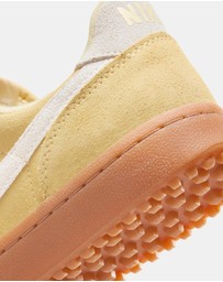 Nike - Field General - Women's