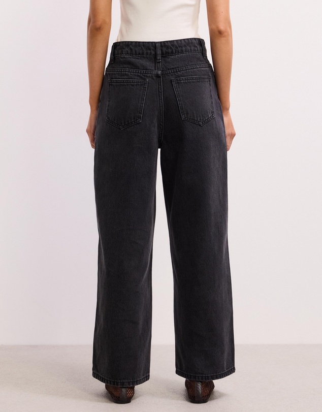 The Fated - Sarah Cropped Straight Wide Jeans