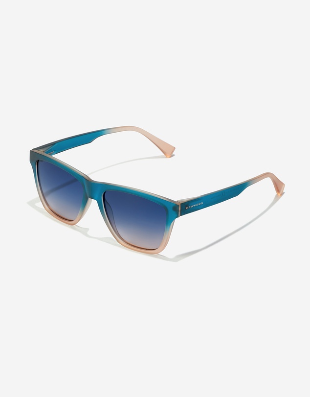 Hawkers Co - HAWKERS - Sunrise Blue To Peach ONE LS  Sunglasses for Men and Women UV400