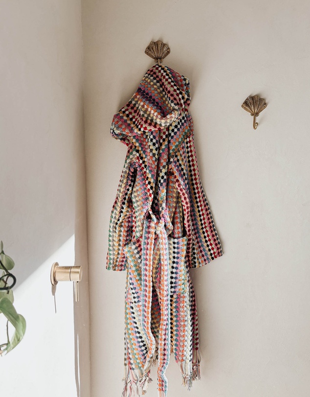 Miss April - Pompom Bath Robe