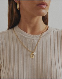 Zahar - Pearl Letter G Necklace