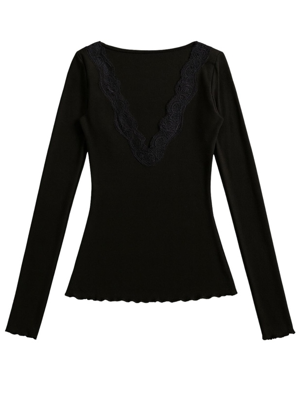 Style Addict - Lia Lace Trim Long Sleeve Top - Black