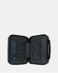 Pierre Cardin - Pierre Cardin Hard Shell Beauty Case