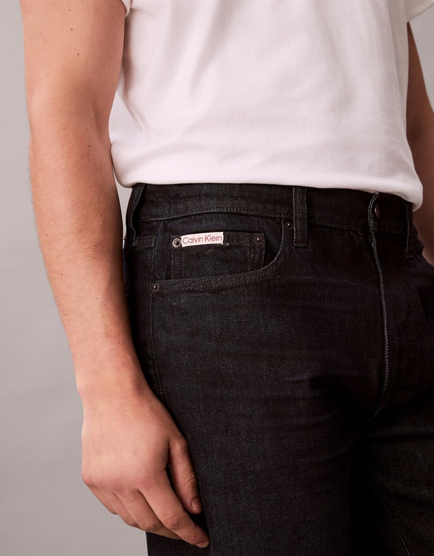 Calvin Klein Jeans - Standard Straight Fit Jeans