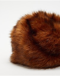 Unreal Fur - Natasha Hat
