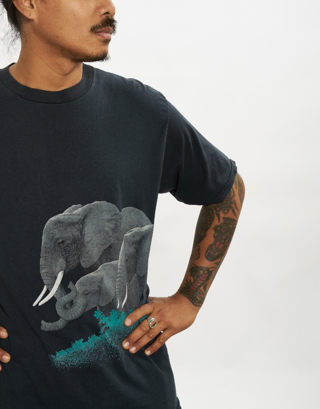 Vintage by The Real Deal - Pre Loved - 90s Wildlife Elephant Tee