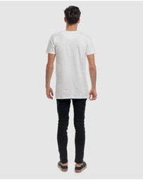 DVNT - Drop Mono Embroidery Tee