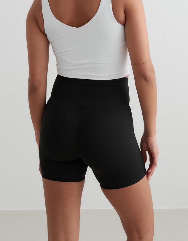 Aim'n - Sense Midi Biker Shorts