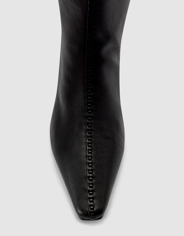 Brie Leon - Gwen Boot