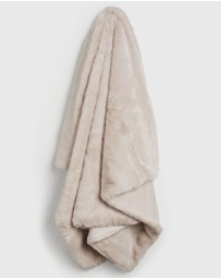 Country Road - Loui Faux Fur Throw