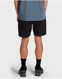 Academy Brand - Hemming Short
