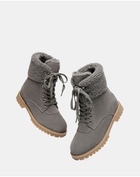 EVERAU - Australian Shepherd Ugg Mina Cow Suede Upper Martens