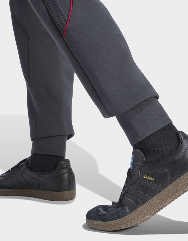 adidas Originals - LIVERPOOL FC 26/27 ORIGINALS TEAMGEIST 26 TRACKPANT Mens