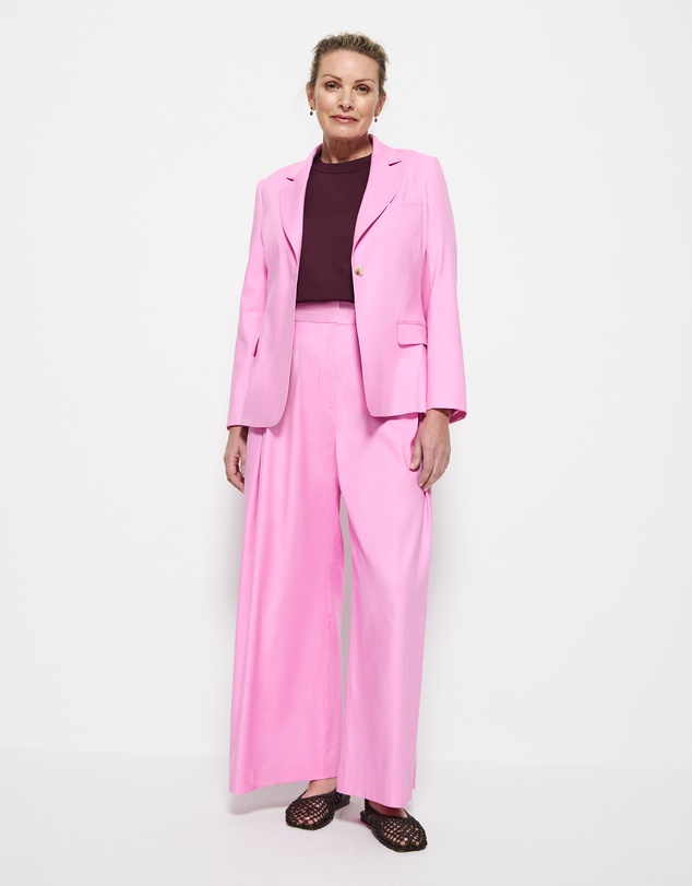 Commonry - Gabriella Pant