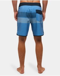 Quiksilver - Mens Surfsilk Scallop 18