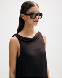 Minima Esenciales - Mika Scarf Maxi Dress