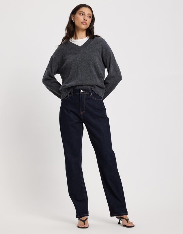 Minima Esenciales - High Rise Straight Leg Jeans