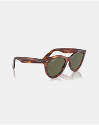 Ray-Ban - Wayfarer Way