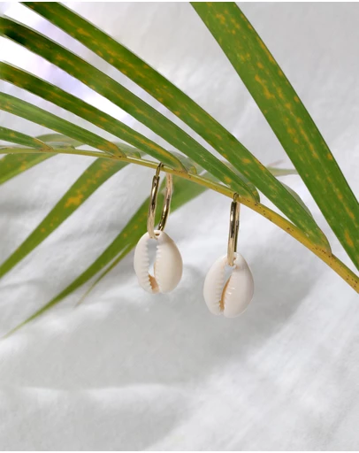 Elli Jewelry - Earrings Creoles Trend with Kauri Shell in 925 sterling silver gold plated