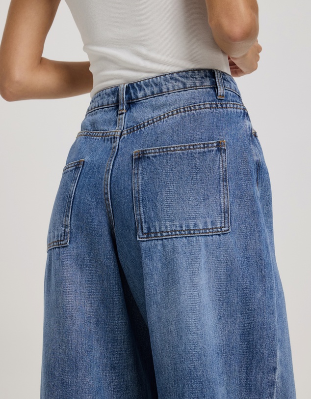 Atmos&Here - Lydia Barrel Leg Jeans