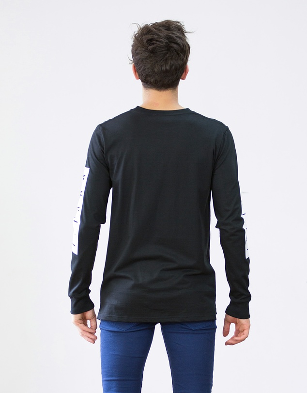 DVNT - Campaign Long Sleeve