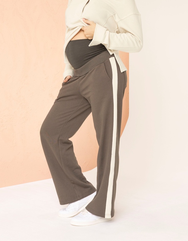 Angel Maternity - Ines Colour Contrast Side Panel Cotton Maternity Pants In Khaki