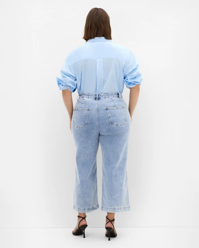 City Chic - Plus size Harley Fit Avery Wide Leg Crop Jean - mid wash