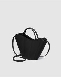 Gaston Luga - Josefine - Waterproof Tote Shoulder Carry Bag