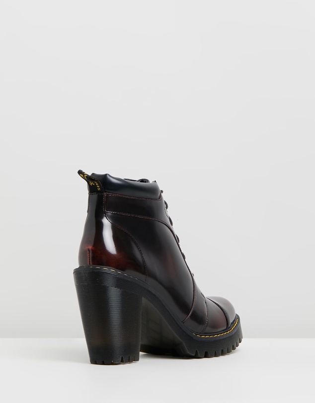Dr Martens - Womens Averil 6-Eye Padded Collar Boot