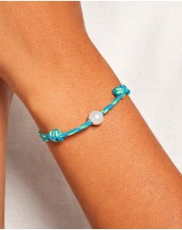 Carly Paiker - Fisherman's Pearl Bracelet