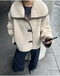 ARKET - Short Pile Jacket