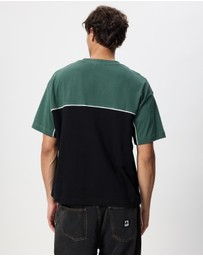 X-Large - Panel Gorilla Fit Tee