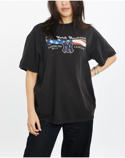 Vintage by The Real Deal - Pre Loved - Vintage MLB New York Yankees Tee