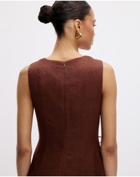Minima Esenciales - Reyna Gathered Linen Midi Dress
