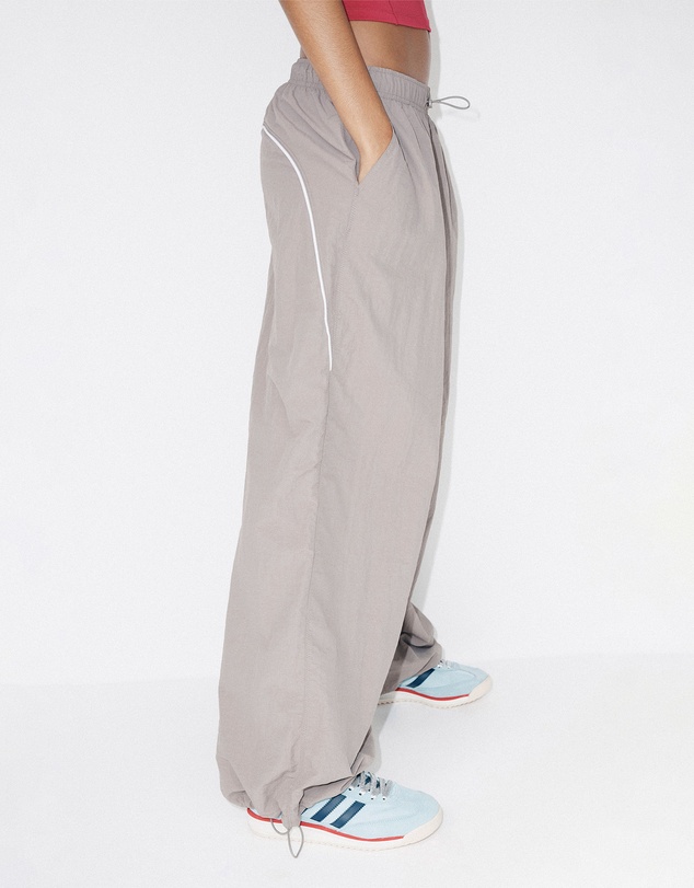 Cotton On Body Active - Off Side Woven Sweatpants