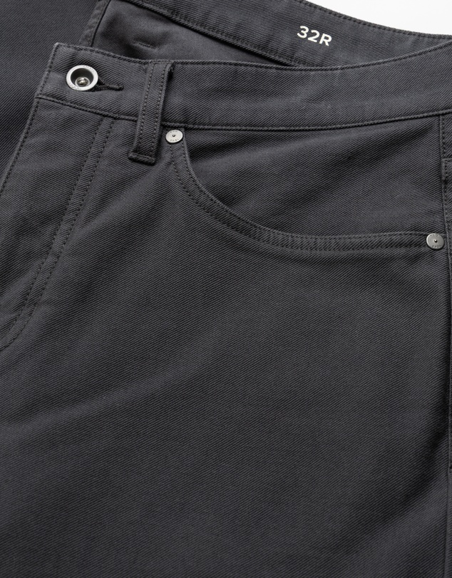 Rodd & Gunn - Motion 2 Straight Jean Short Leg
