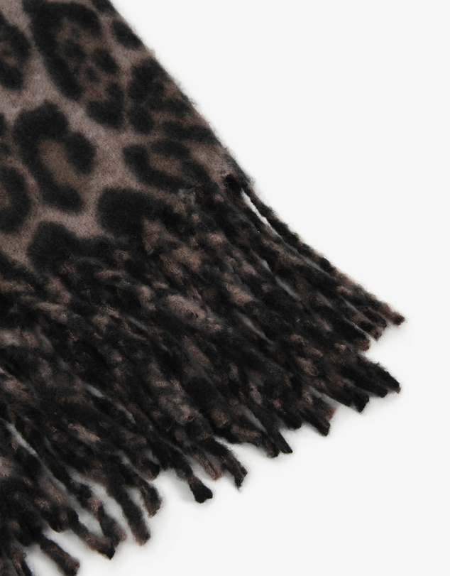 Forcast - Leo Leopard Print Scarf