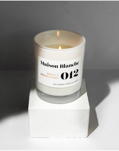 Maison Blanche - 012 Peach & Elderflower - Large Candle