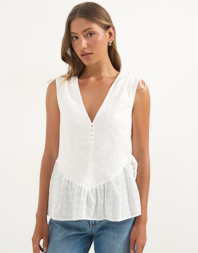 Atmos&Here - Tamara Sleeveless Broderie Fashion Top