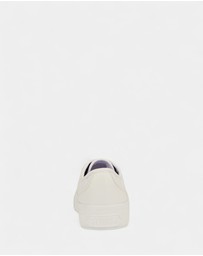 GUESS - Jelexa4 Quilted Sneakers