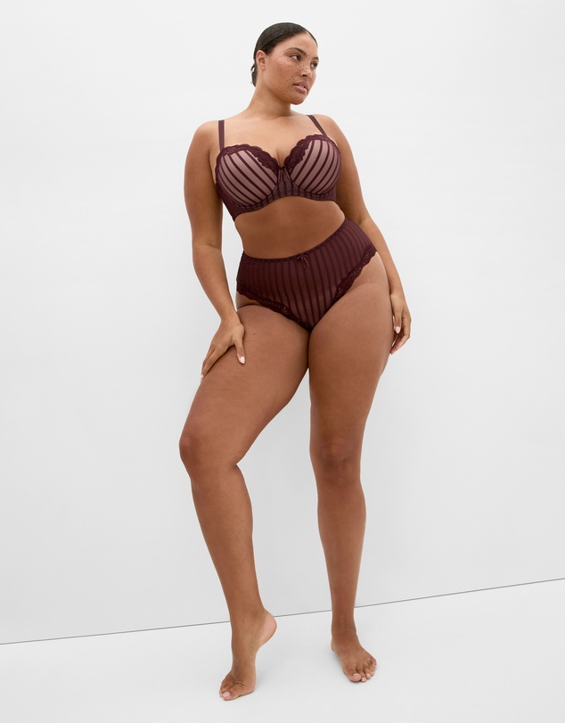 City Chic - Fifi Hi Waist Shorty