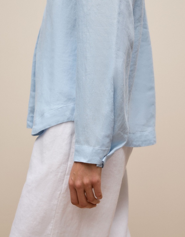Trenery - Yarn Dyed Linen Popover Shirt in Soft Blue
