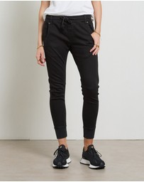 DRICOPER DENIM - Active Black Cuffed Jeans
