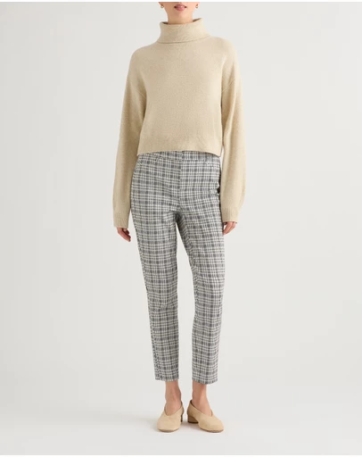 David Lawrence - Remez Crop Knit Jumper