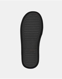 GUESS - Xellen Slippers